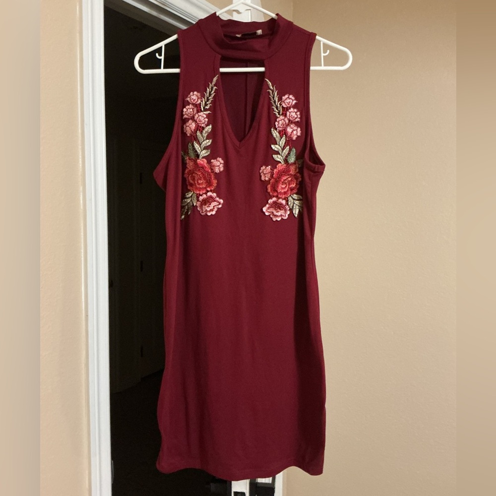 BEWARE….Choker floral embroidered bodycon dress